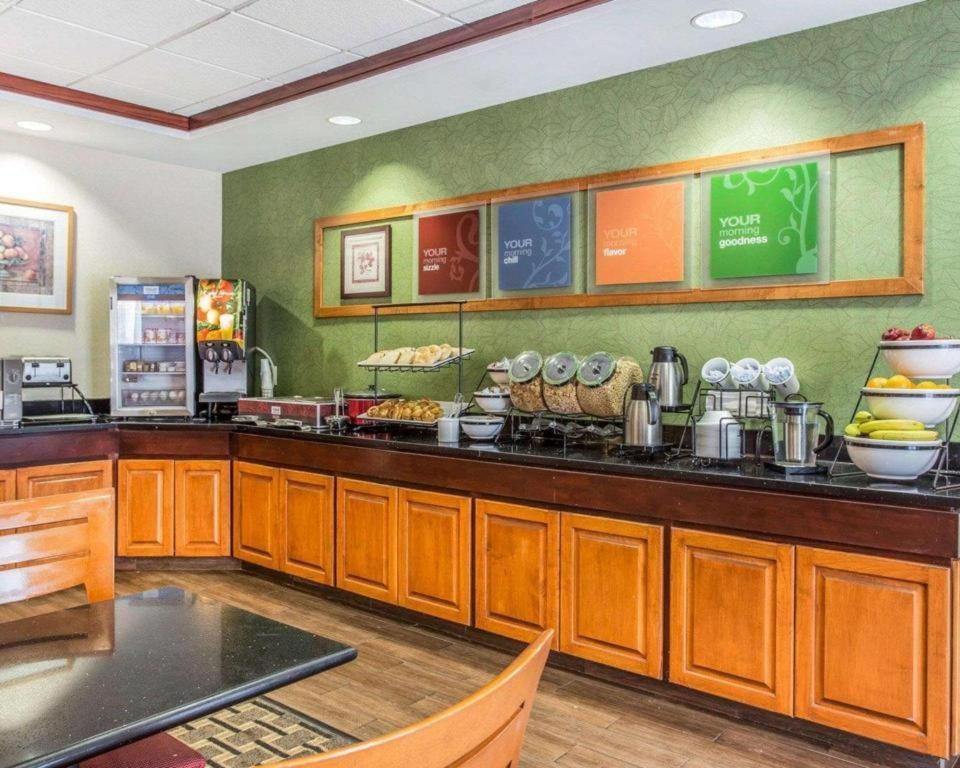 Comfort Inn & Suites Камдън Екстериор снимка